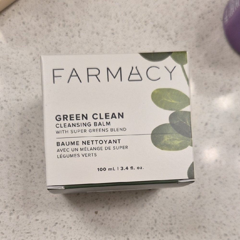 Farmacy Green Clean Cleansing Balm - Green and White